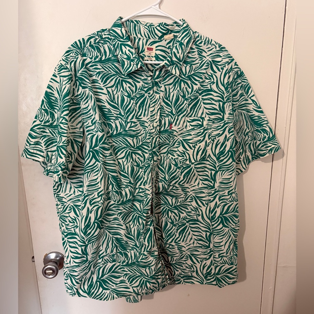 Levi's Tropical Green Leaf Men's Shirt